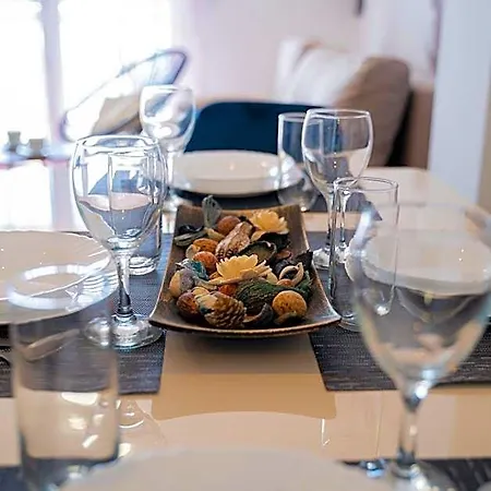 Hotel Laurel Tisno